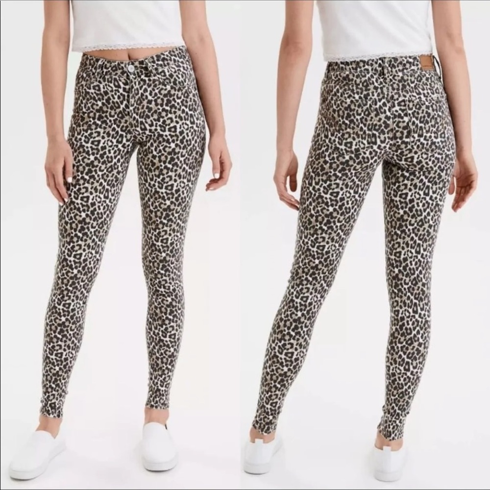 American Eagle Cheetah Jeans
